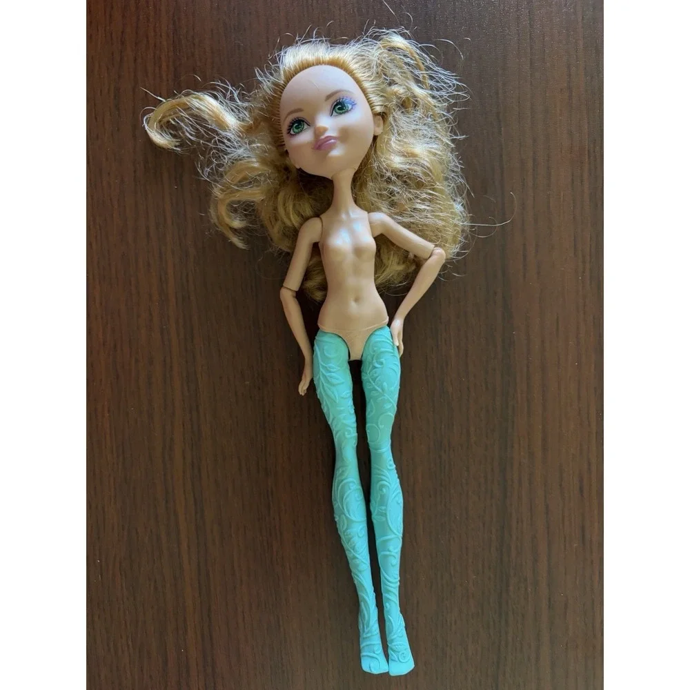 Ever After High Ashlynn Ella Doll Mattel 12